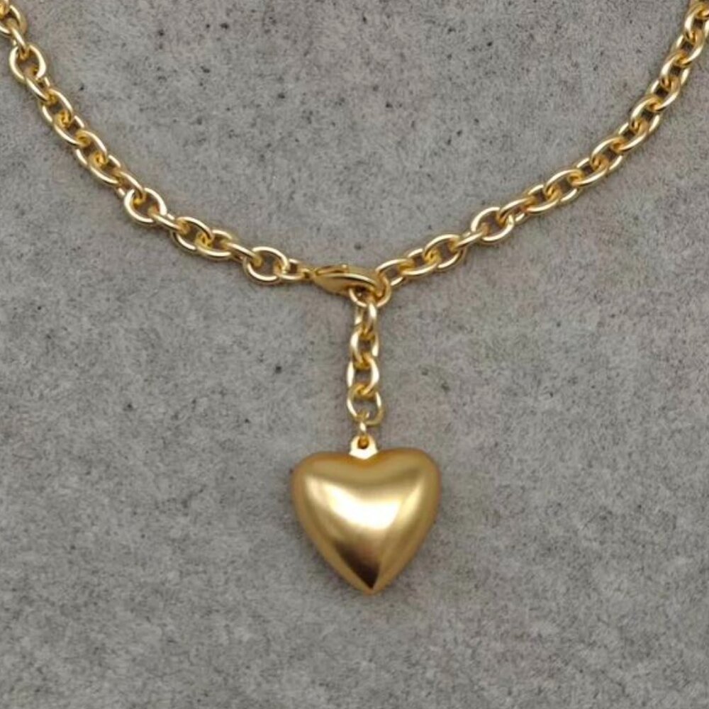 BEST Roxanne Assoulin The Mini Puffy Heart Necklace in Gold - Picture 6 of 6